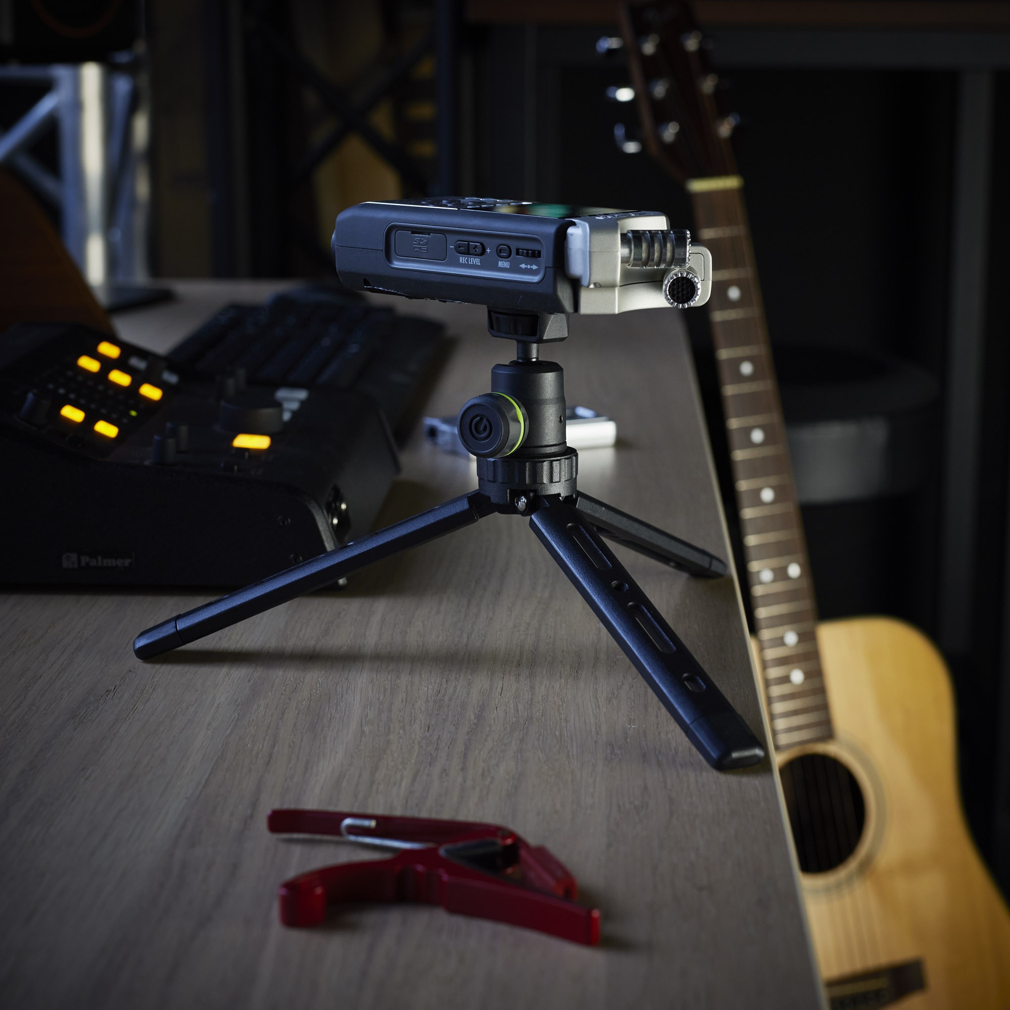 Gravity VS TRIPOD 01 B Universal Tripod Tischstativ Gravity VS TRIPOD